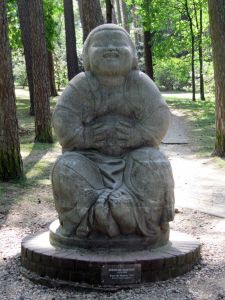 800px-Worpswede_Bonze_des_Lachens